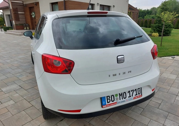 Seat Ibiza cena 18400 przebieg: 187000, rok produkcji 2009 z Wałbrzych małe 781